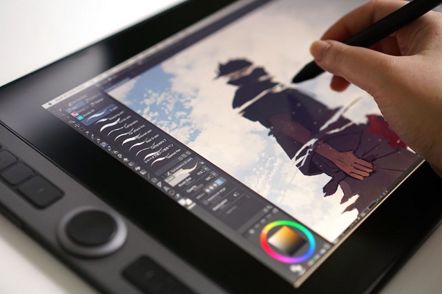 drawing_on_the_screen_of_XP-Pen_Artist_Pro_16_drawing_tablet