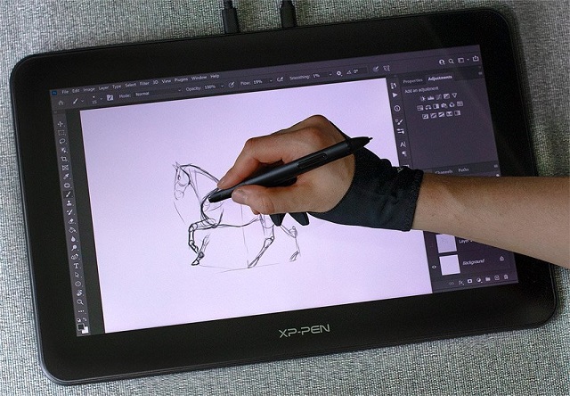 drawing_in_photoshop_with_XP-Pen_Artist_Pro_16tp