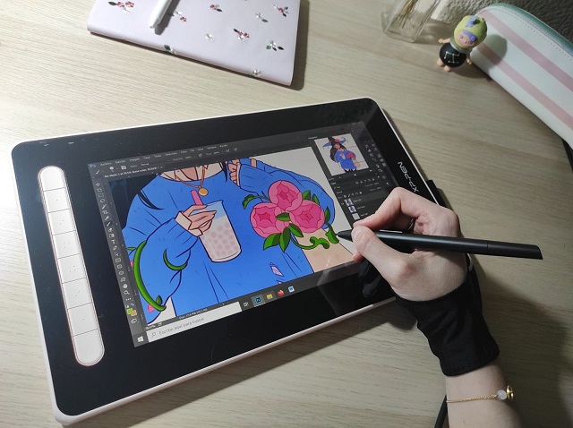 XP-Pen_Artist_12_2nd_Gen_screen_drawing_tablet